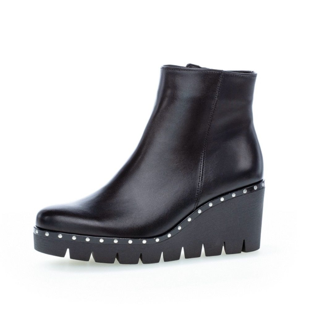 Gabor-Women's Size 8.5 but fit like a size 10 Black Utopia Wedge Heel Ankle Boot